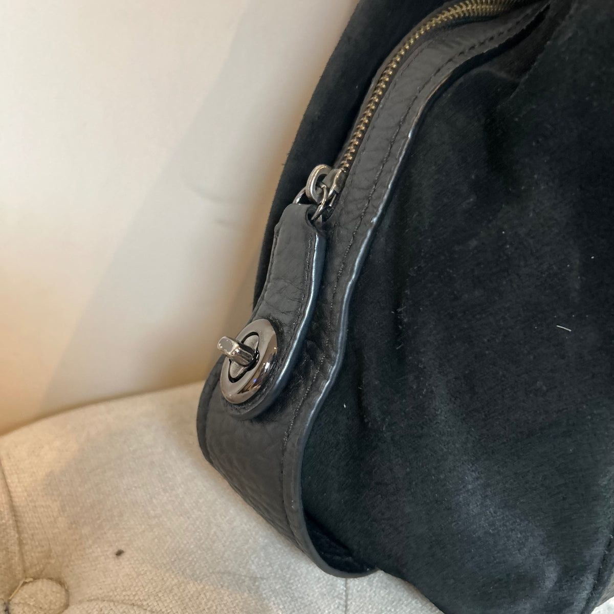 Coach Black Leather & Suede 3 Compartment Shoulder Bag E1750-57647