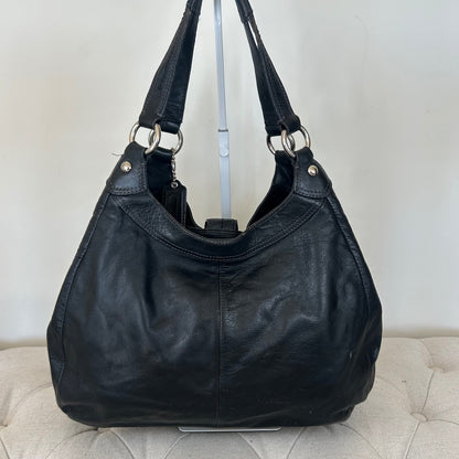 Coach Black Leather 3 Compartment Silver Buckle Shoulder Bag D1193-F17092