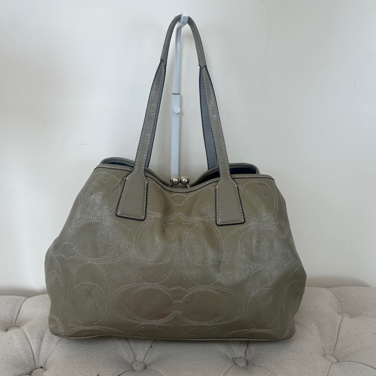 Coach Green Patent Kisslock 3 Compartment Shoulder Bag E1182-F15658