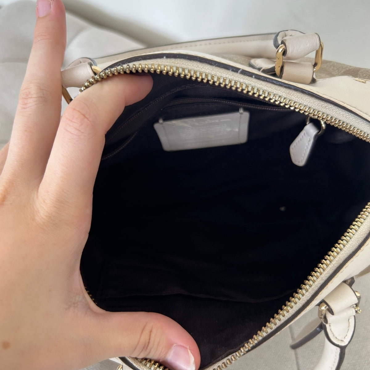 Coach Rowan Beige Mini Shoulder Bag Handbag Purse Gold Hardware H1780-F58312