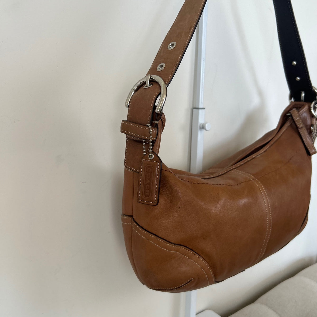 Coach Soho Tan Leather Hobo Shoulder Bag Handbag Purse Y2K E3S-9464