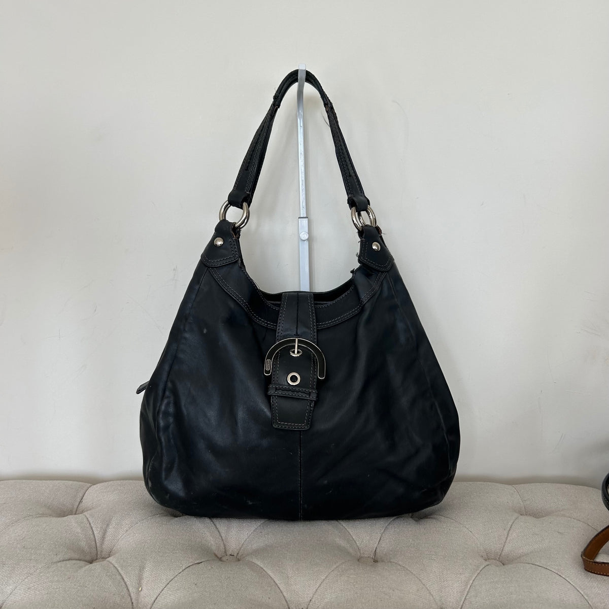 Coach Soho Black Leather Buckle 3 Compartment Slouchy Shoulder Bag B1294-F17092