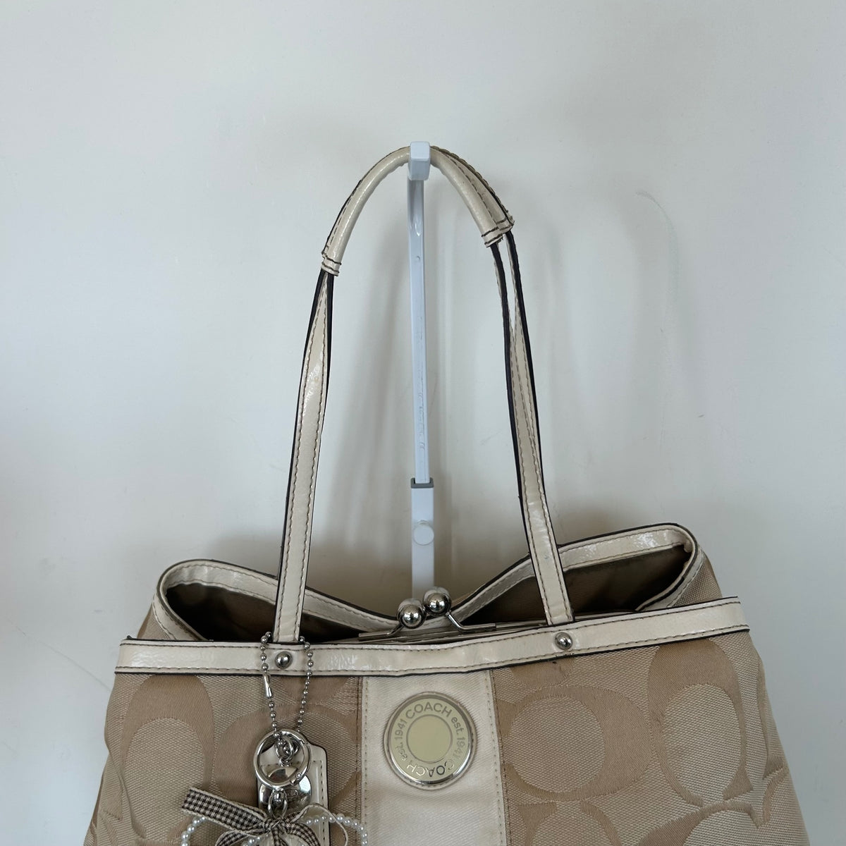 Coach Beige Monogram Kisslock 3 Compartment Shoulder Bag B1273-F19190