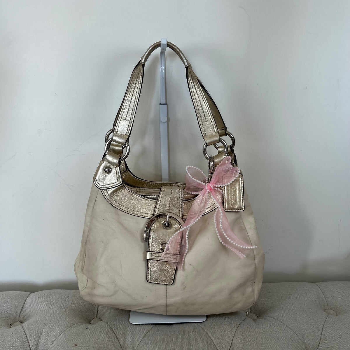Coach White Leather Soho Buckle Front 3 Compartment Shoulder Bag H1126-F17219
