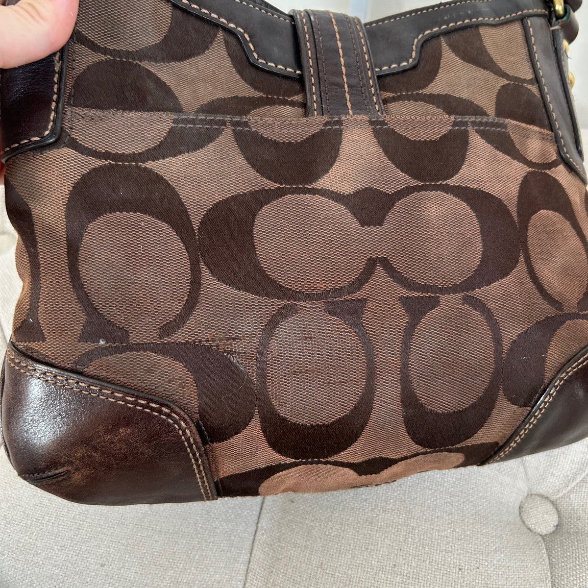 Coach Brown Clip Front Signature Monogram Shoulder Bag D0768-11067