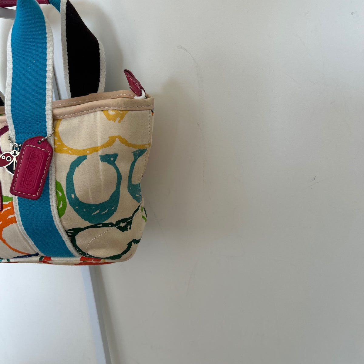 Coach Mini Scribble Multicolor Shoulder Bag Handbag C04U-7064