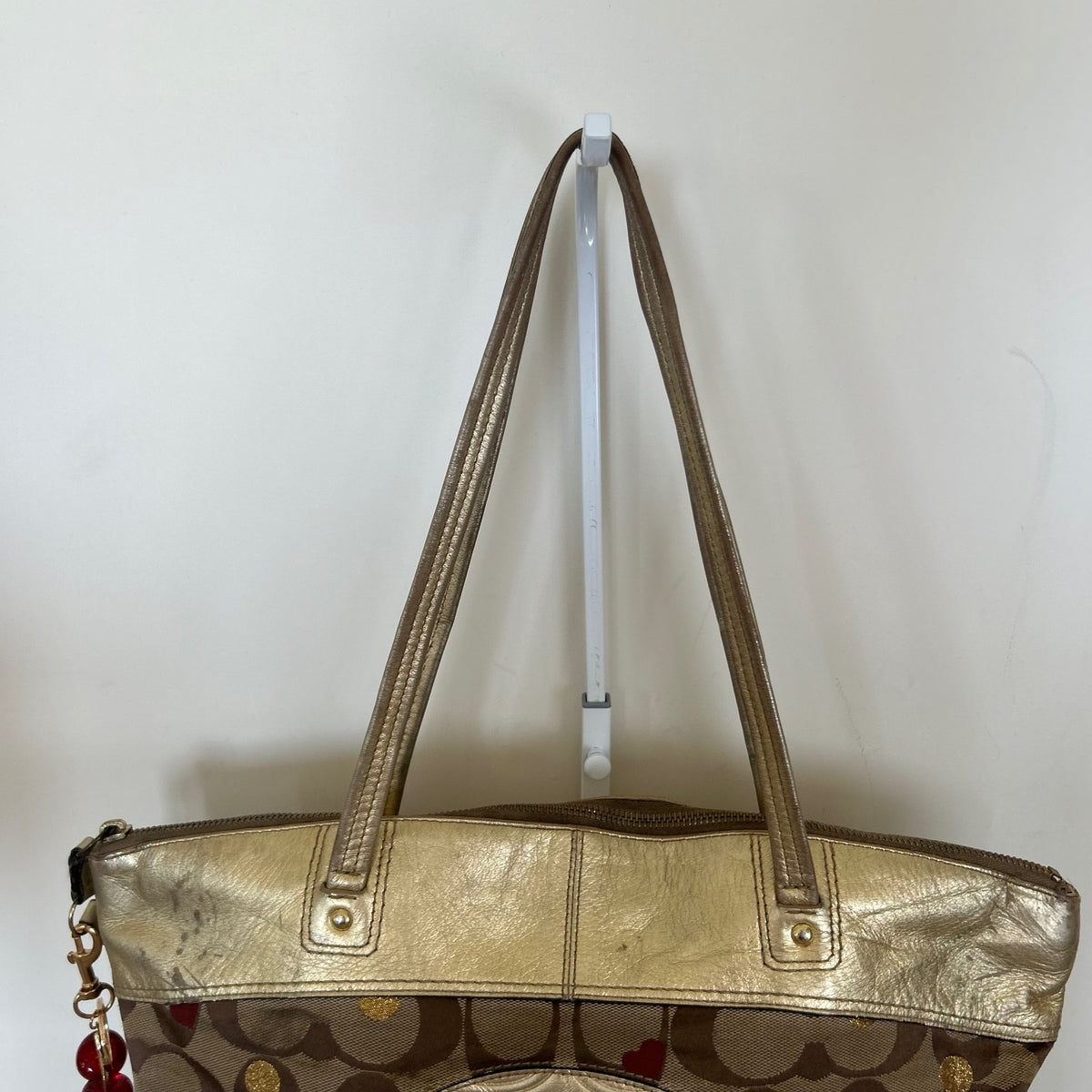 Coach Gold Heart Tote Bag J1194-F18870