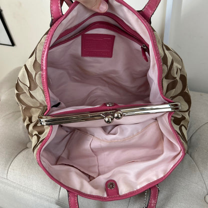 Coach Beige Pink Stripe 3 Compartment Kisslock Shoulder Bag B1171-F17424