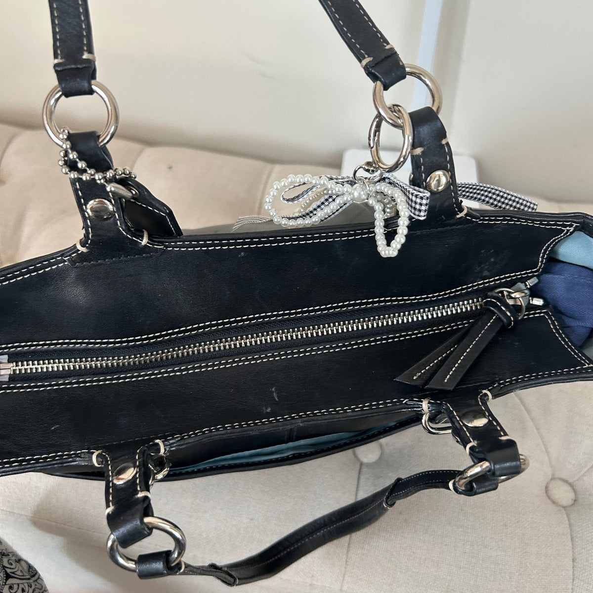 Coach Black Leather East-West Shoulder Bag J1082-F16565
