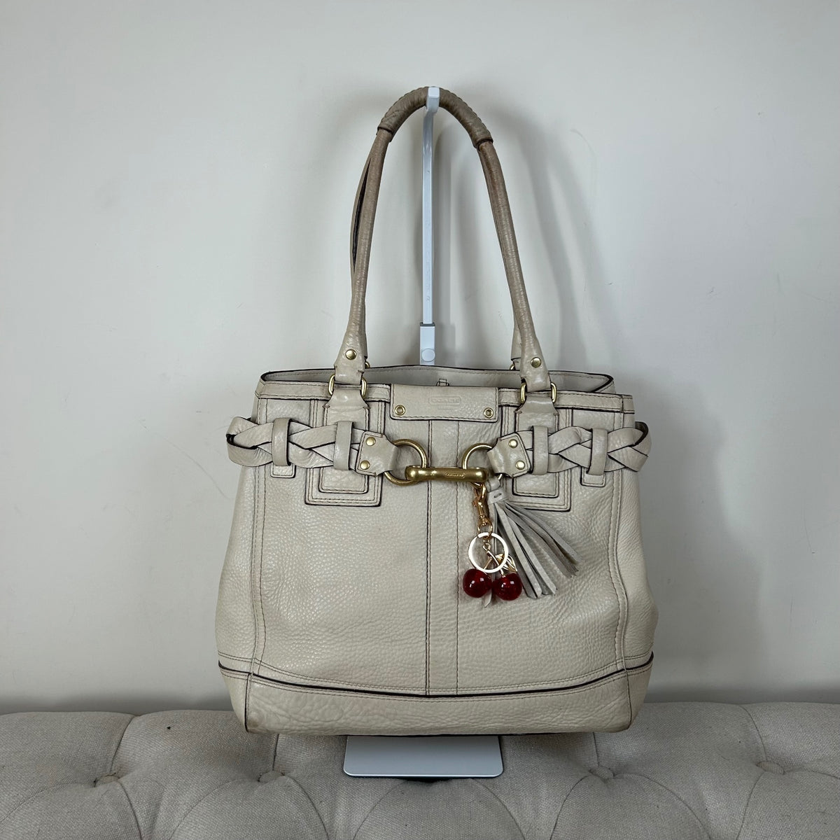 Coach Hampton Beige Pebbled Leather Shoulder Bag J0693-10530