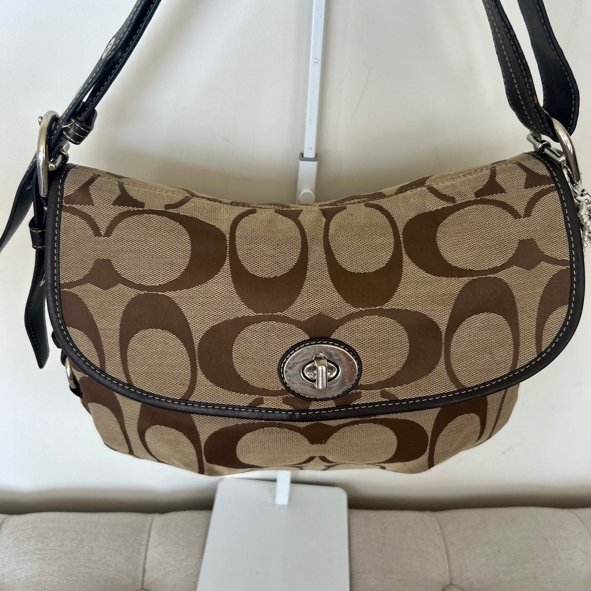 Coach Signature Monogram Turnlock Shoulder Bag Brown E1026-F15171