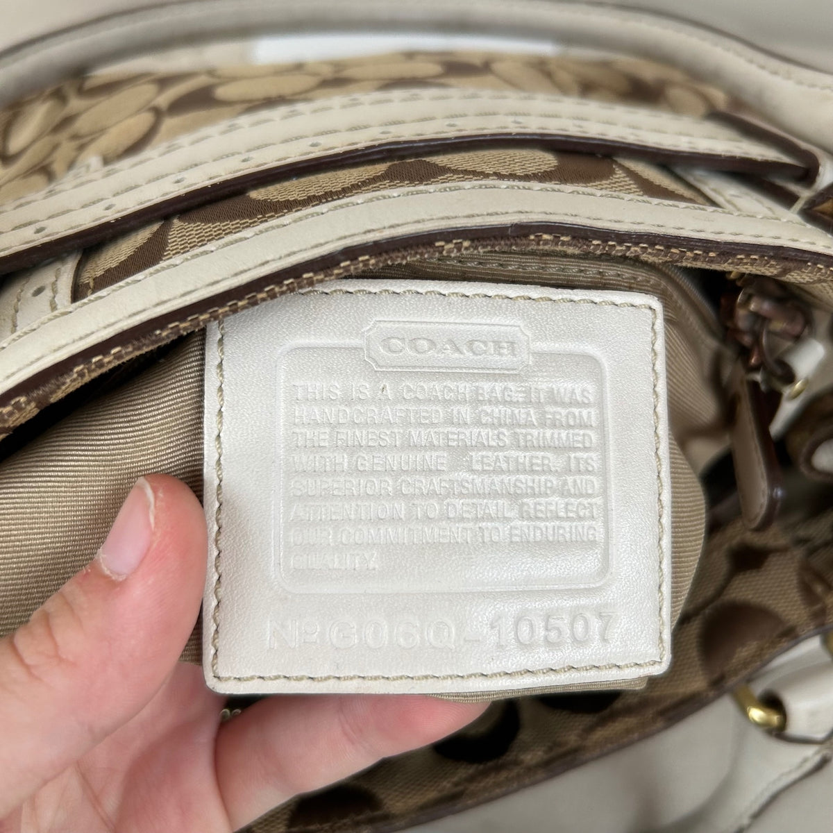 Coach Hampton Signature Monogram White Leather Shoulder Bag G06Q-10507