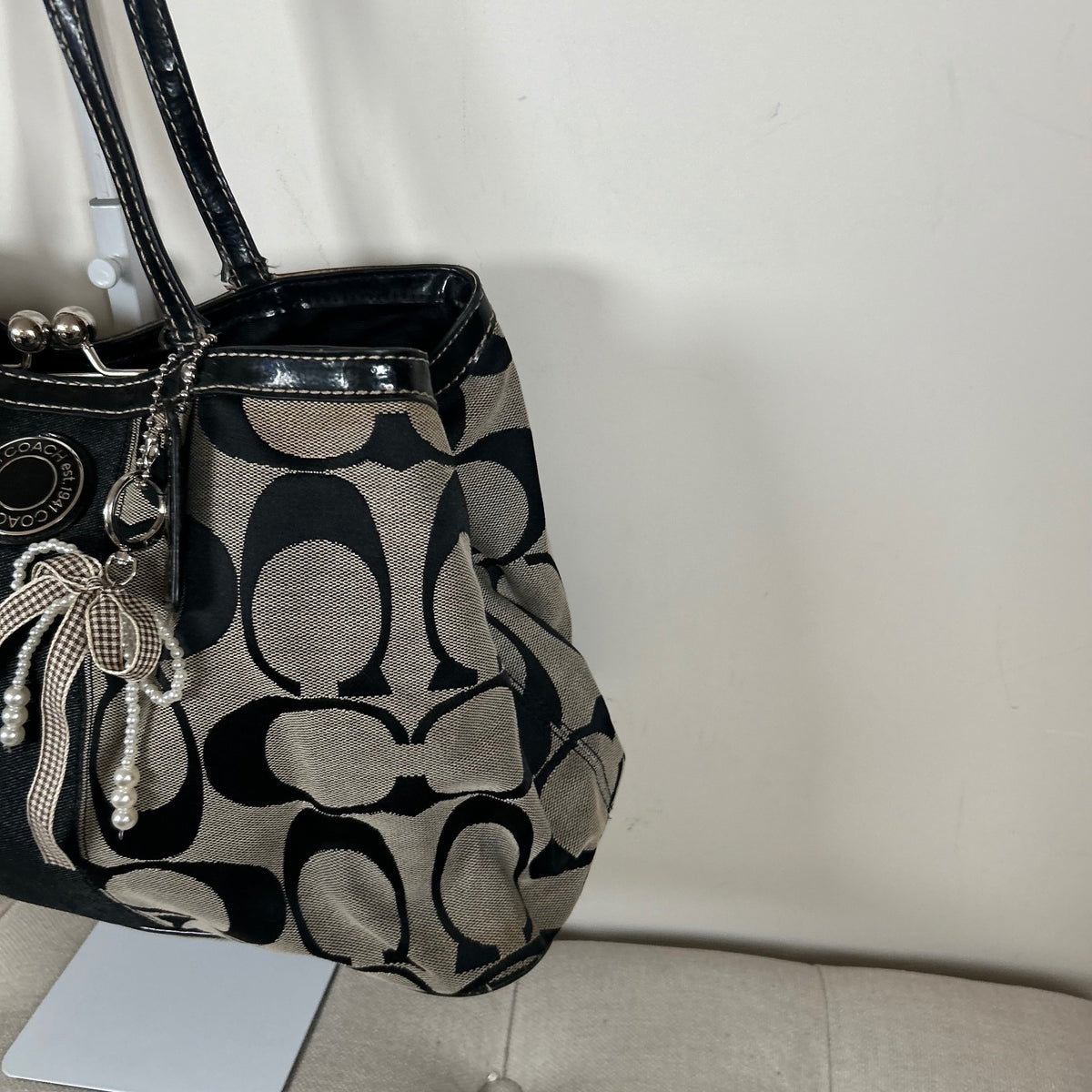Coach Black Monogram Kisslock Middle 3 Compartment Shoulder Bag F1273-F19190