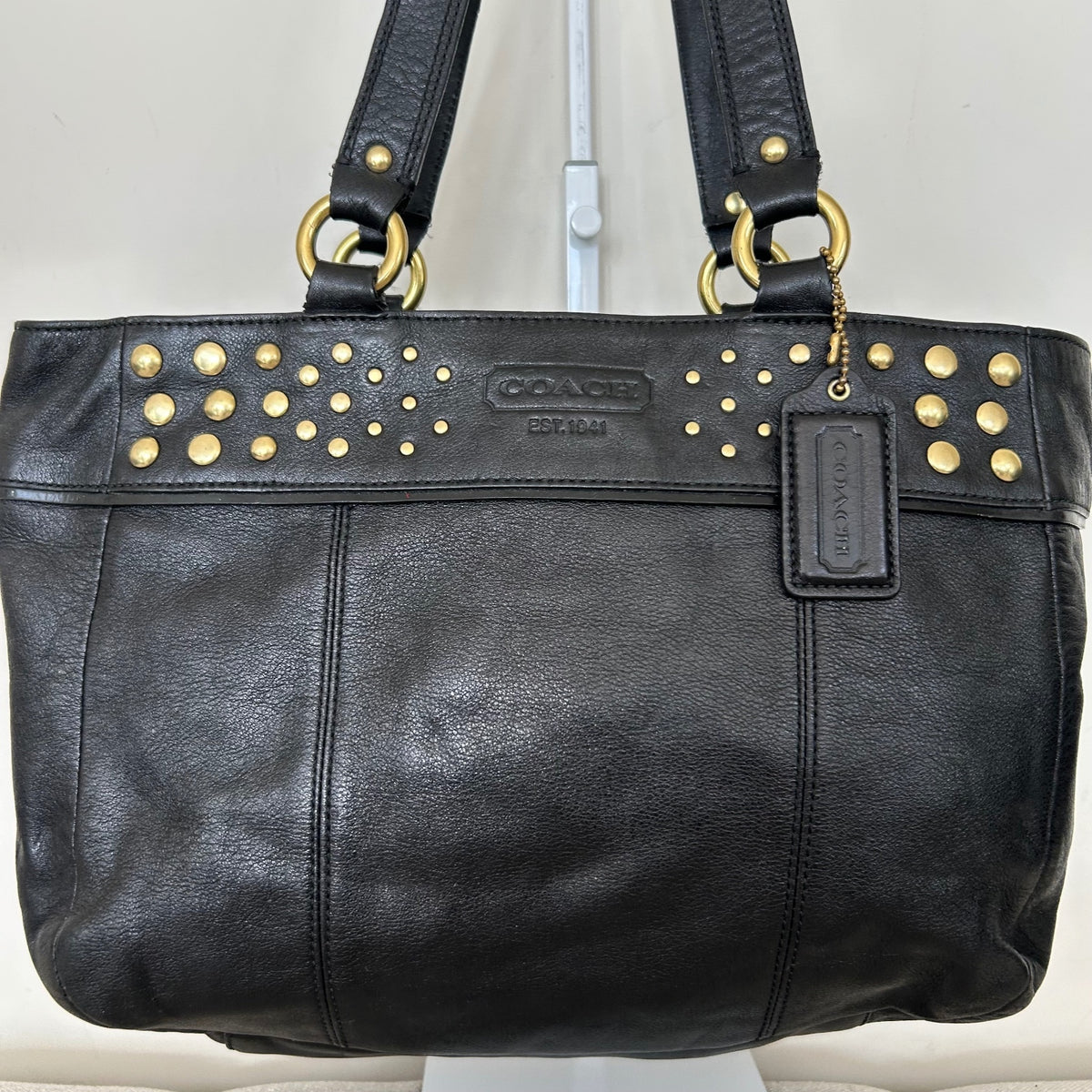 Coach Black Leather Gold Studded Shoulder Bag Handbag Purse F1094-F15235