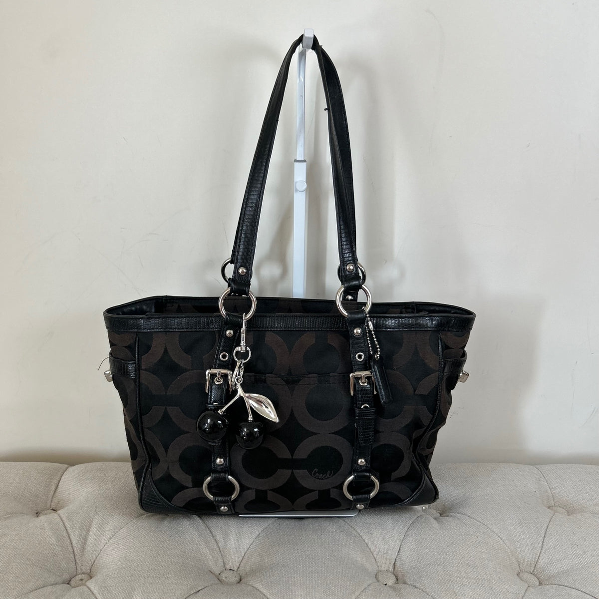 Coach Black Monogram Turnlock Tote Shoulder Bag E1394-19404M