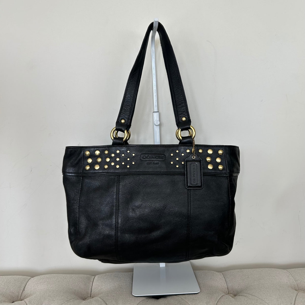 Coach Black Leather Gold Studded Shoulder Bag Handbag Purse F1094-F15235