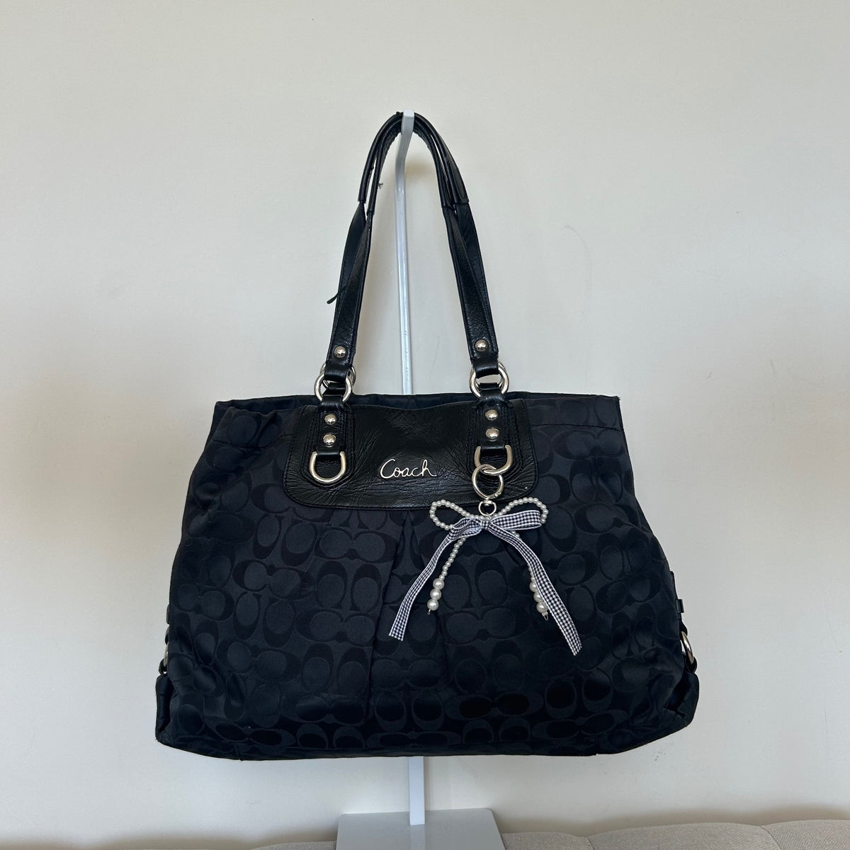 Coach Ashley Black Monogram Shoulder Bag K1060-F15510