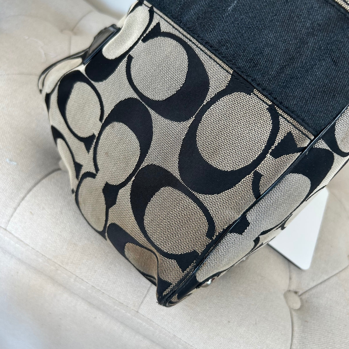 Coach Black Signature Monogram 3 Compartment Shoulder Bag Kisslock H0969-F13533