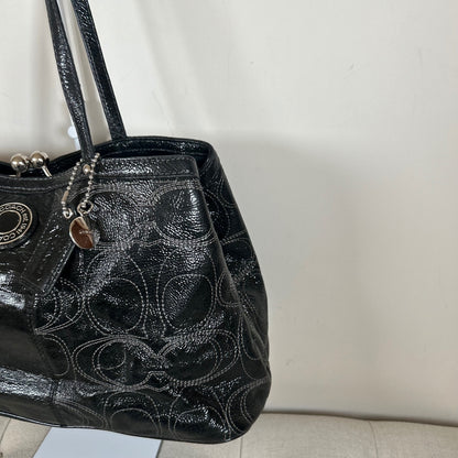 Coach Black Patent Leather 3 Compartment Kisslock Shoulder Bag J1276-F19215