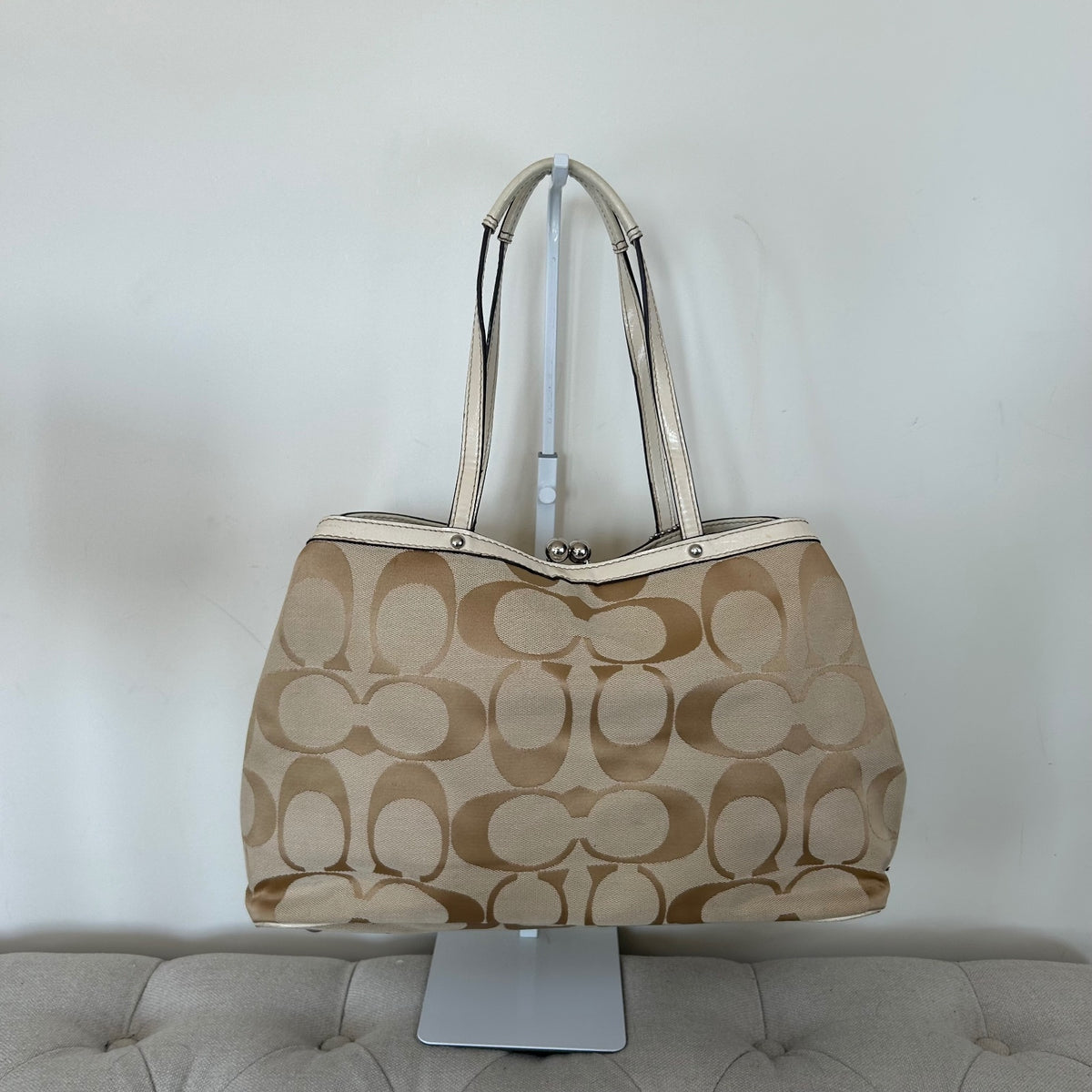 Coach Beige Monogram Kisslock 3 Compartment Shoulder Bag B1273-F19190