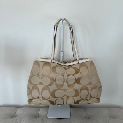 Coach Beige Monogram Kisslock 3 Compartment Shoulder Bag B1273-F19190