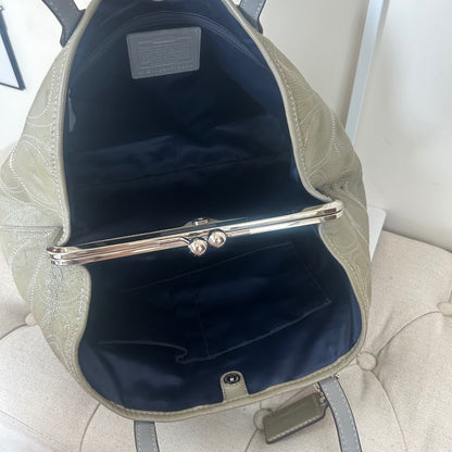 Coach Green Patent Kisslock 3 Compartment Shoulder Bag E1182-F15658