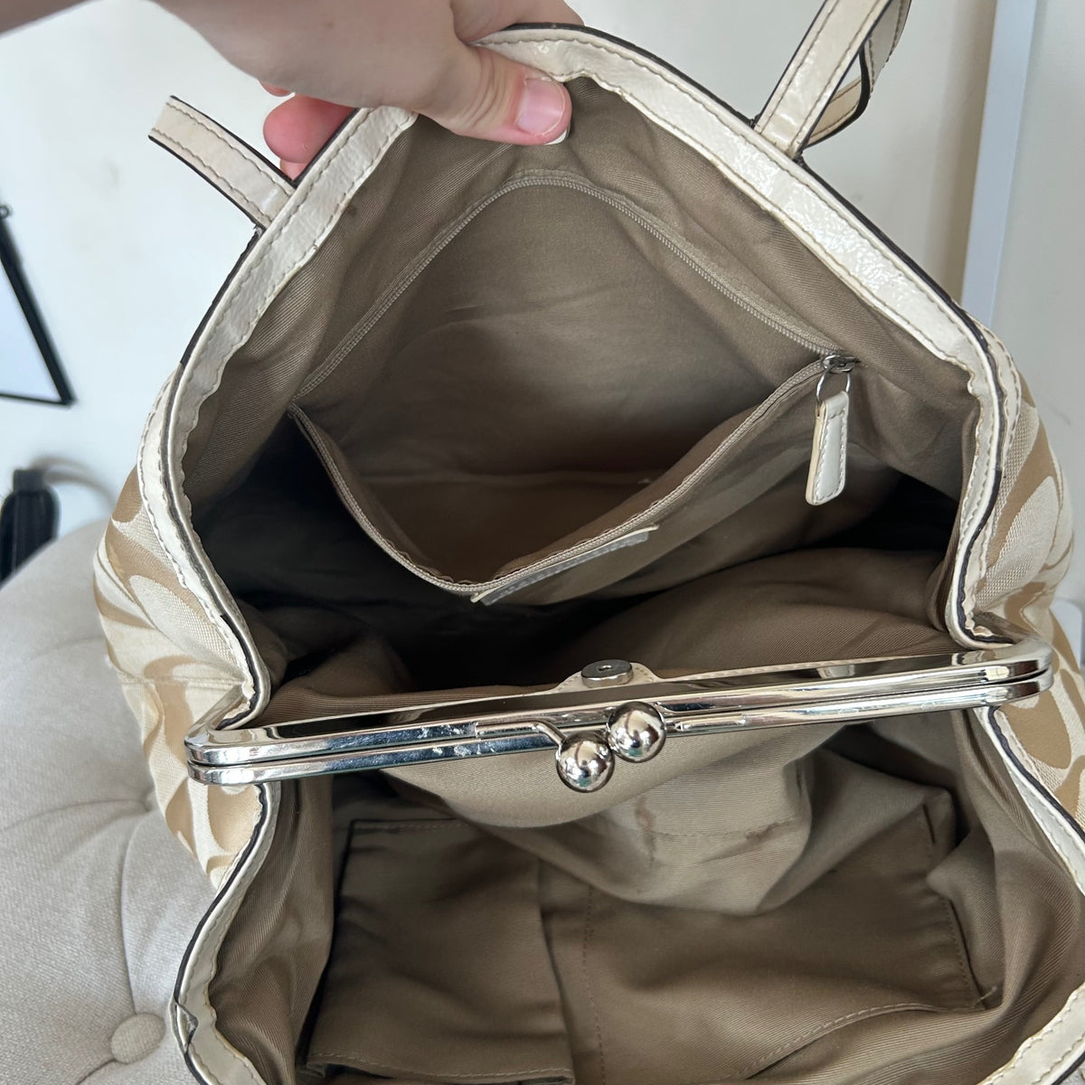 Coach Beige Monogram Kisslock 3 Compartment Shoulder Bag B1273-F19190