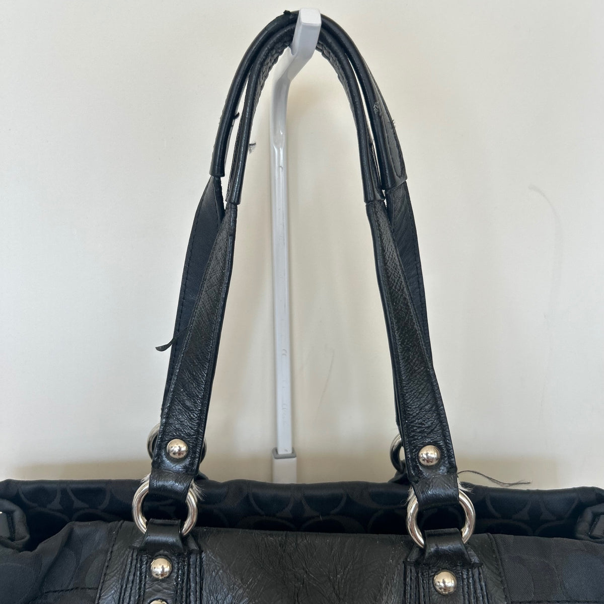 Coach Ashley Black Monogram Shoulder Bag K1060-F15510