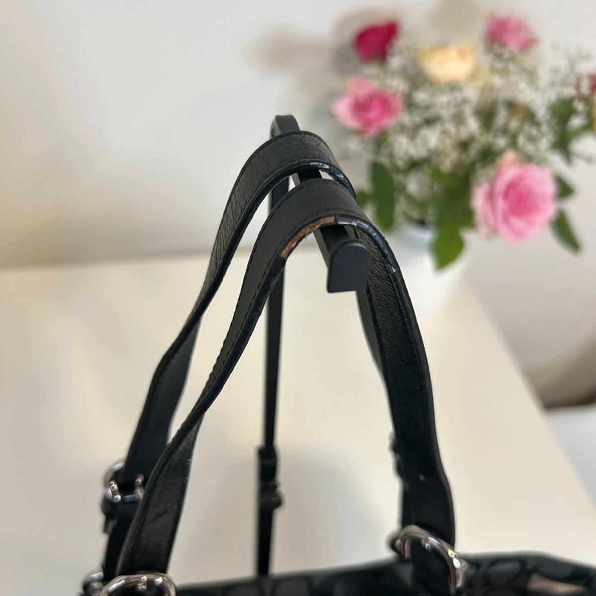 Vintage Black Signature Canvas Pleated Gallery Coach Bag D1160-F17726